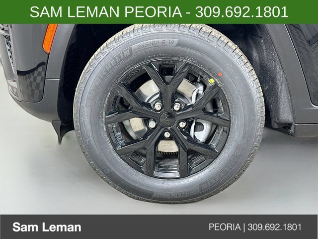 New 2026 Jeep Grand Cherokee Altitude AWD/4WD image 28