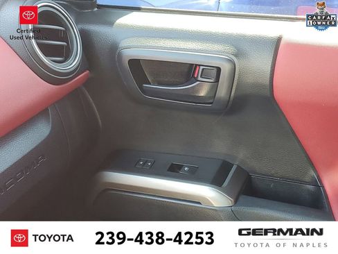 Certified 2022 Toyota Tacoma SR5 AWD/4WD image 28