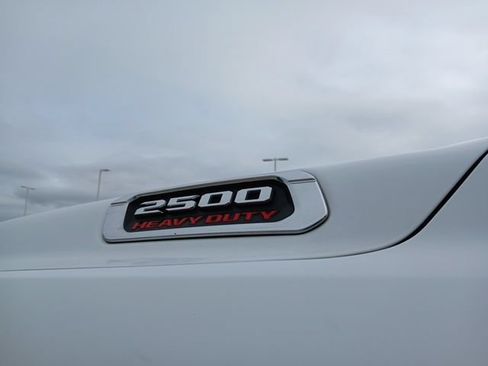 Used 2022 RAM 2500 Laramie AWD/4WD image 10