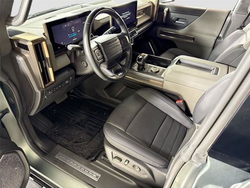 Used 2024 GMC Hummer EV 3X AWD/4WD image 13