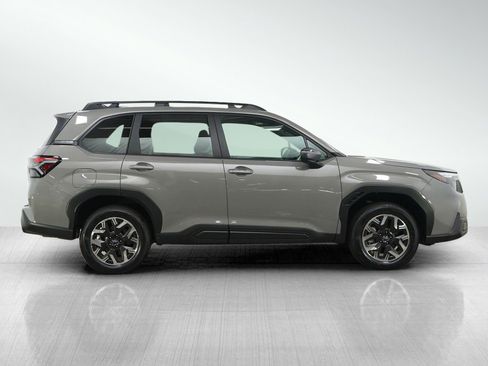 Certified 2026 Subaru Forester Premium AWD/4WD image 6