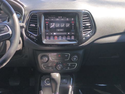 Used 2018 Jeep Compass Limited w/ Safe & Security Group image 19