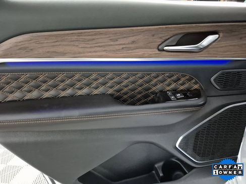 Used 2024 Jeep Grand Cherokee L Summit image 25