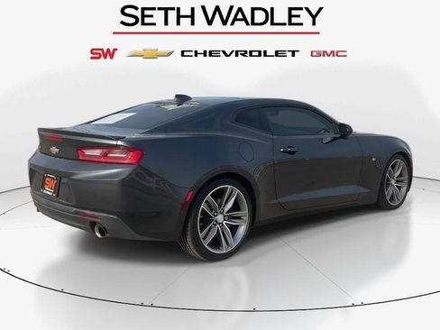 Used 2018 Chevrolet Camaro LT w/ RS Package image 7