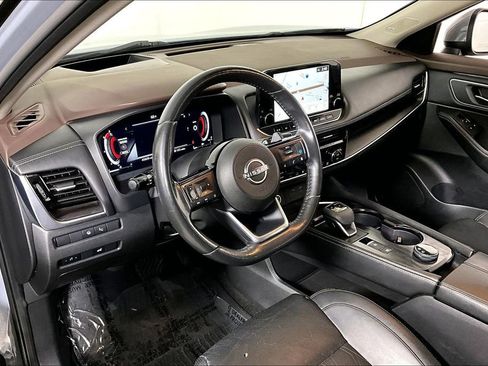 Used 2022 Nissan Rogue Platinum w/ Head-Up Display Package image 13