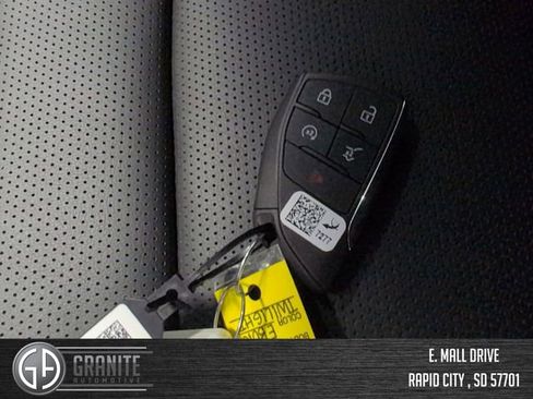 New 2026 Buick Enclave Avenir image 29