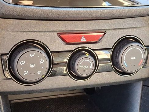 Used 2019 Subaru Impreza 2.0i image 15