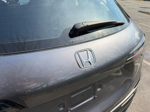 Used 2023 Honda HR-V LX image 13