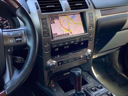Used 2014 Lexus GX 460 Luxury AWD/4WD image 7