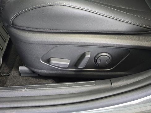 New 2026 Hyundai Elantra Limited image 21