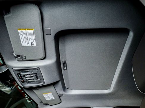 Used 2024 GMC Sierra 2500 Denali w/ Denali Reserve Package image 22