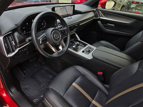 Certified 2025 MAZDA CX-90 3.3 Turbo w/ Premium Plus Pkg image 9