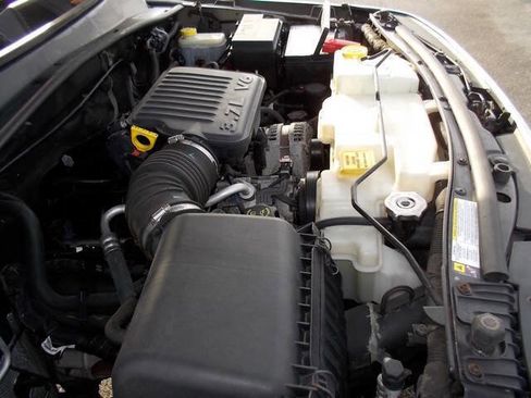 Used 2007 Dodge Nitro SLT image 22