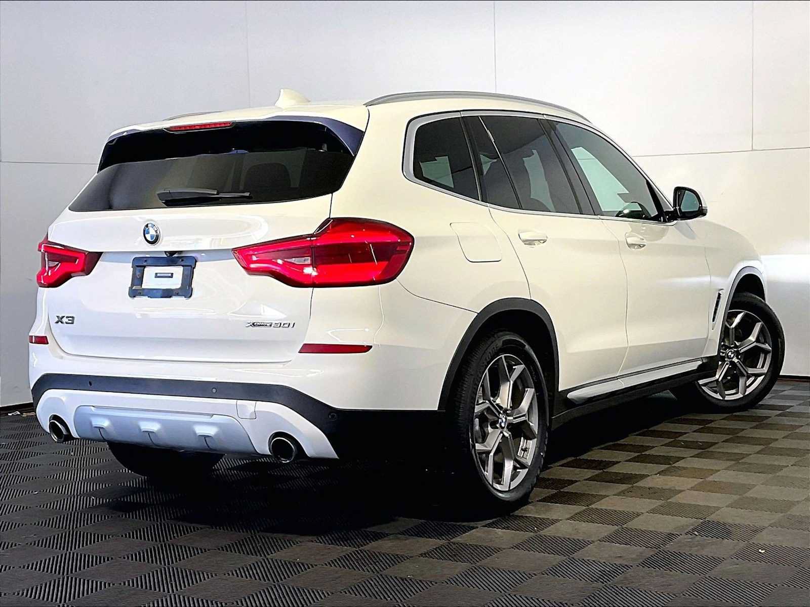 Used 2021 BMW X3 xDrive30i w/ Premium Package AWD/4WD image 7
