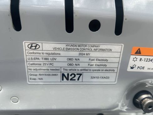 Used 2024 Hyundai Ioniq 5 SEL RWD image 7