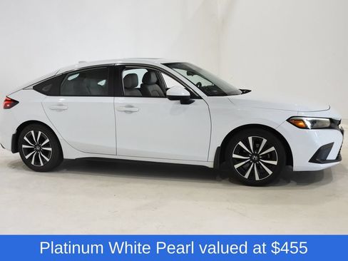 Used 2023 Honda Civic EX-L image 3