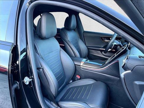 Used 2023 Mercedes-Benz C 300 4MATIC Sedan image 9