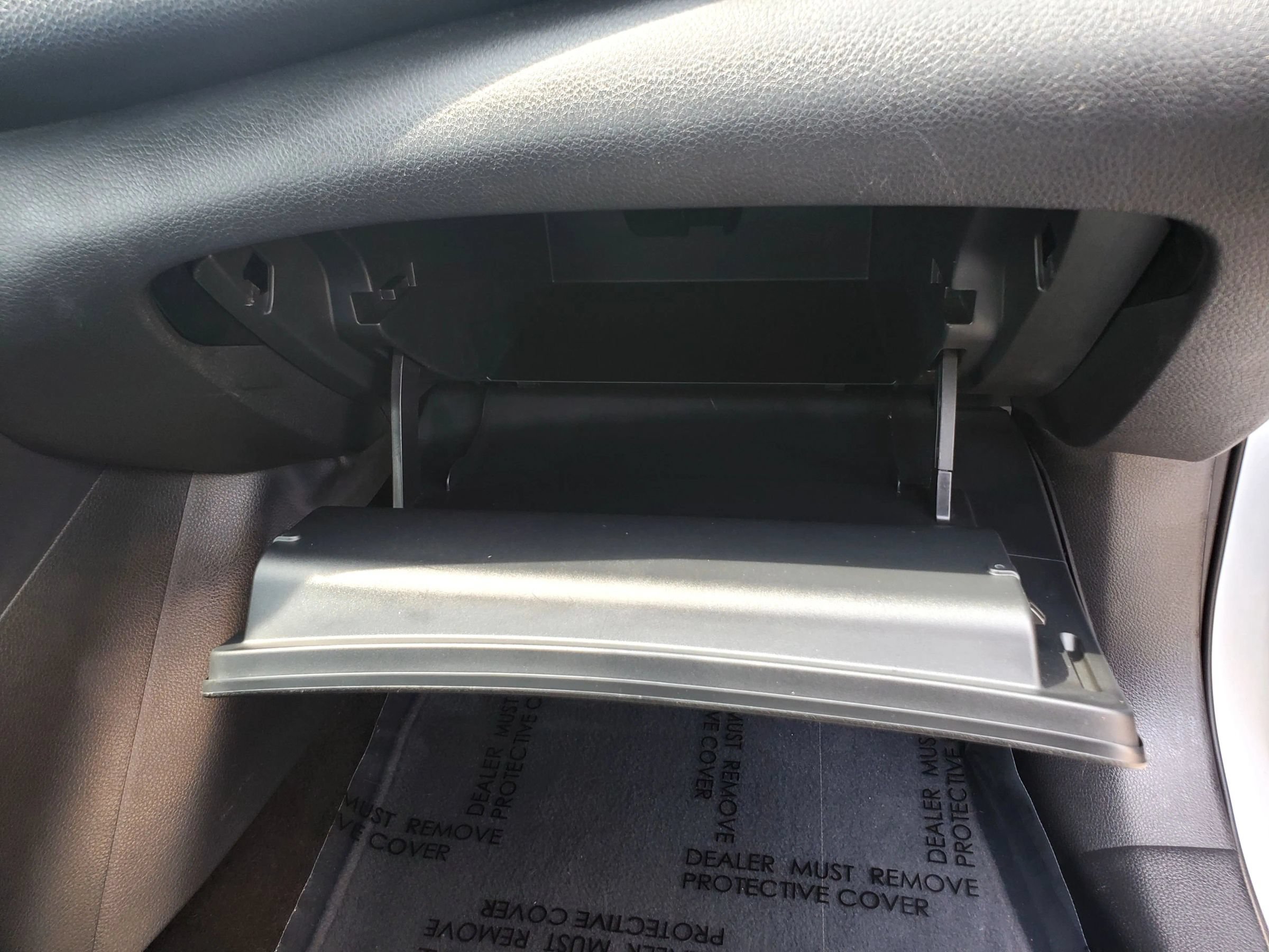 Used 2017 Nissan Sentra S FWD image 36