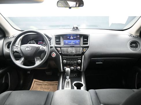 Used 2017 Nissan Pathfinder S AWD/4WD image 16