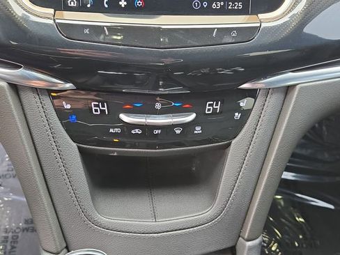 Used 2022 Cadillac XT6 Sport AWD/4WD image 29