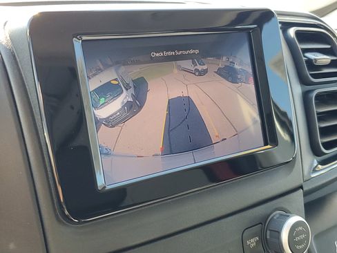 Used 2025 RAM ProMaster 2500 w/ Convenience Group image 15