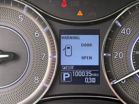 Used 2019 INFINITI QX80 Luxe w/ All-Season Package RWD image 10