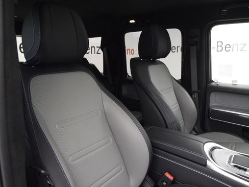 Used 2025 Mercedes-Benz G 580 w/ EQ Technology image 16