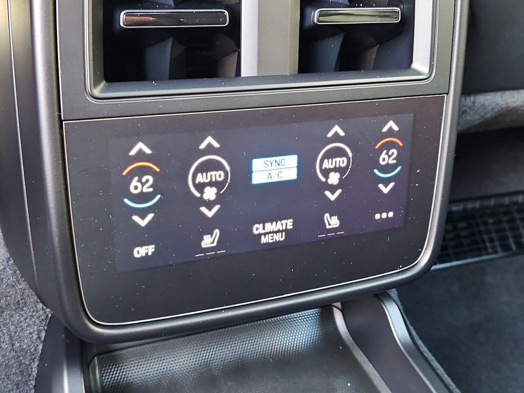 Certified 2026 Porsche Taycan 4S AWD/4WD image 27