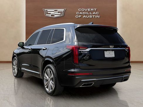 Certified 2025 Cadillac XT6 Premium Luxury FWD image 3
