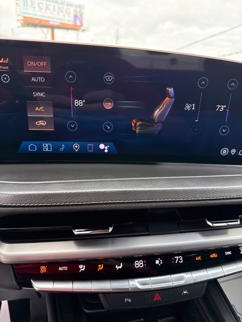 Used 2025 Cadillac XT4 Premium Luxury AWD/4WD image 20