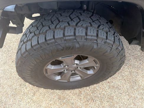 Used 2017 Jeep Wrangler Unlimited Rubicon AWD/4WD image 8