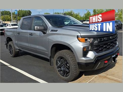 Used 2023 Chevrolet Silverado 1500 Custom Trail Boss w/ LPO, Dark Essentials Package AWD/4WD image 1