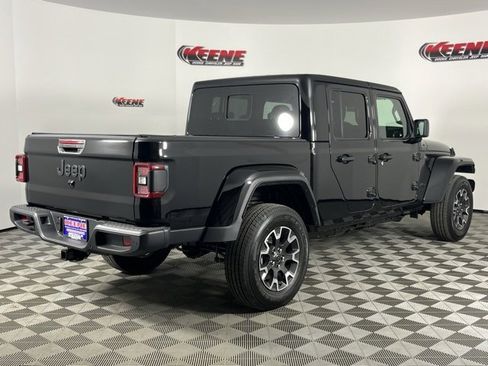 New 2025 Jeep Gladiator Sport w/ Premium Package image 3