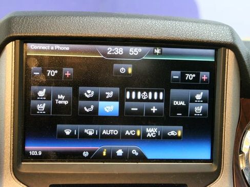 Used 2016 Ford F250 Lariat w/ Lariat Ultimate Package AWD/4WD image 24