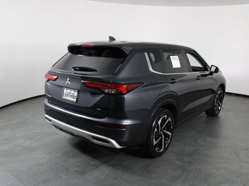 Used 2024 Mitsubishi Outlander SE FWD image 10