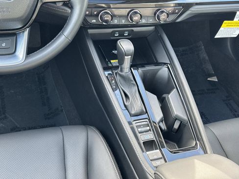 Used 2025 Honda Accord Touring image 5