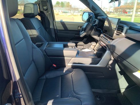 New 2026 Toyota Sequoia Platinum image 33