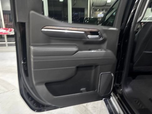 Used 2026 GMC Sierra 1500 SLT w/ SLT Premium Package AWD/4WD image 33