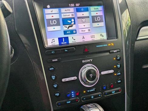 Used 2019 Ford Explorer Sport w/ Equipment Group 401A image 13