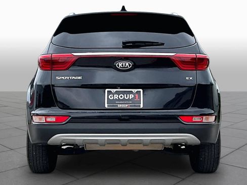 Used 2018 Kia Sportage EX w/ EX Sport Appearance Package FWD image 5