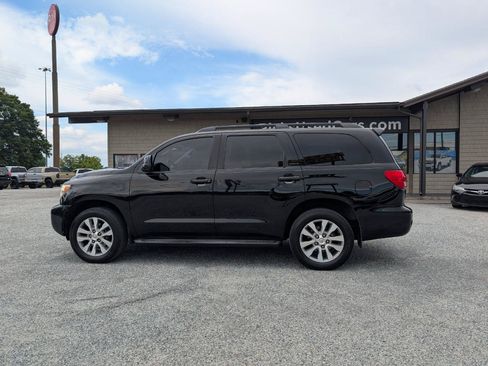 Used 2016 Toyota Sequoia Limited w/ Safety & Convenience Package AWD/4WD image 11