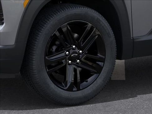 New 2026 Chevrolet TrailBlazer LT FWD image 9