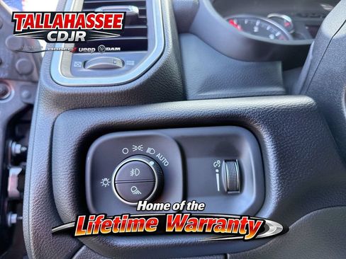 Used 2025 RAM 2500 Big Horn RWD image 36