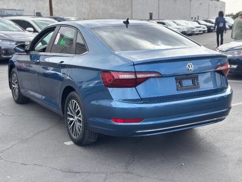 Used 2020 Volkswagen Jetta R-Line FWD image 5
