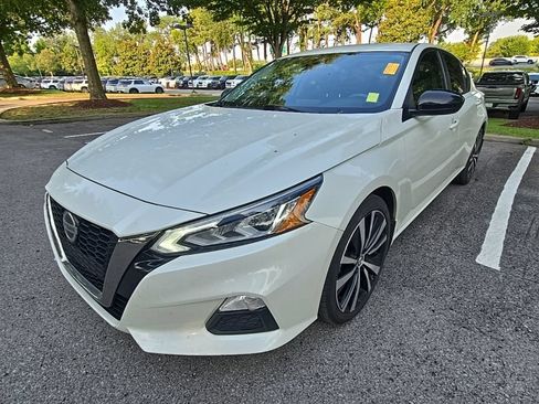 Certified 2022 Nissan Altima 2.5 SR FWD image 4
