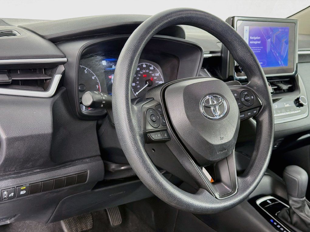 Used 2024 Toyota Corolla LE FWD image 39