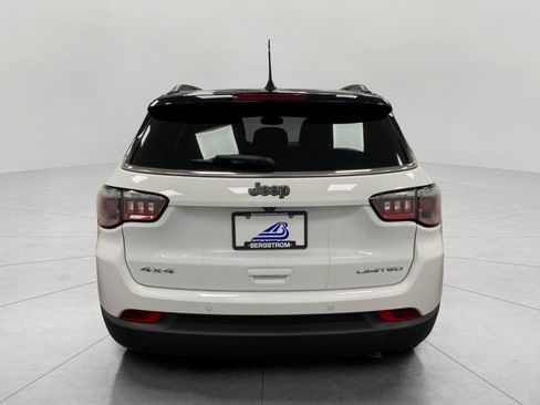 Used 2022 Jeep Compass Limited AWD/4WD image 5