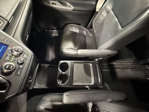 Used 2016 Toyota Sienna SE Premium image 29