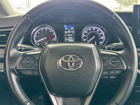 Used 2023 Toyota Camry SE image 25