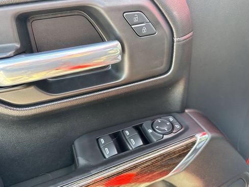 Certified 2021 GMC Sierra 1500 SLE image 22